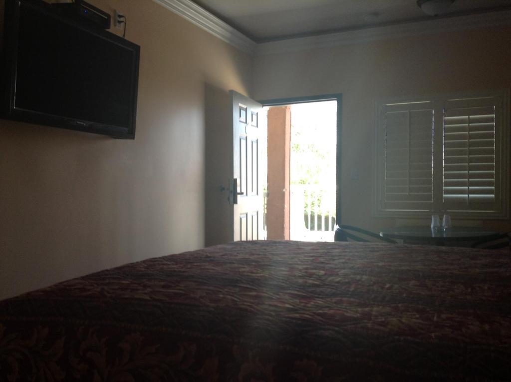 Bronco Motel Los Angeles Extérieur photo